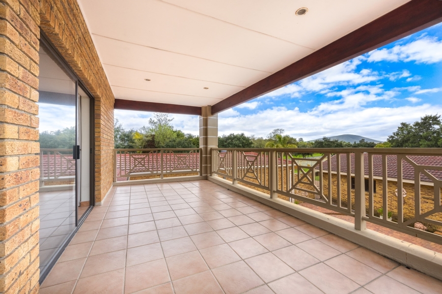 9 Bedroom Property for Sale in Vierlanden Western Cape